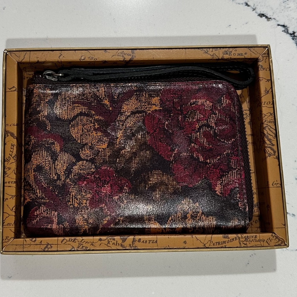 Patricia Nash Wristlet Wallet - Picture 2 of 5